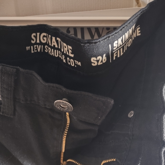 Levi Strauss Signature Skinny Fit Black Jeans - Picture 2 of 3